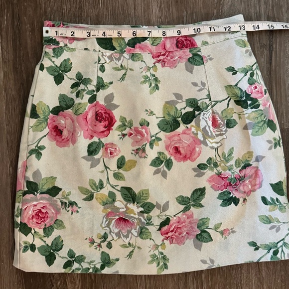 Pink Roses Mini Skirt and Crop Top Set - Picture 8 of 12